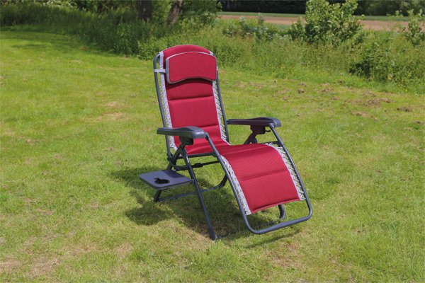 Quest Bordeaux Pro Relax Chair/Table 2021 | Waudbys